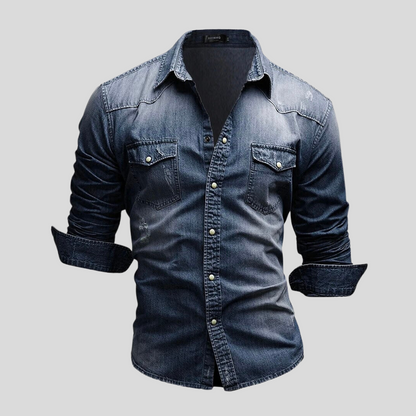 Chemise en denim au style moderne