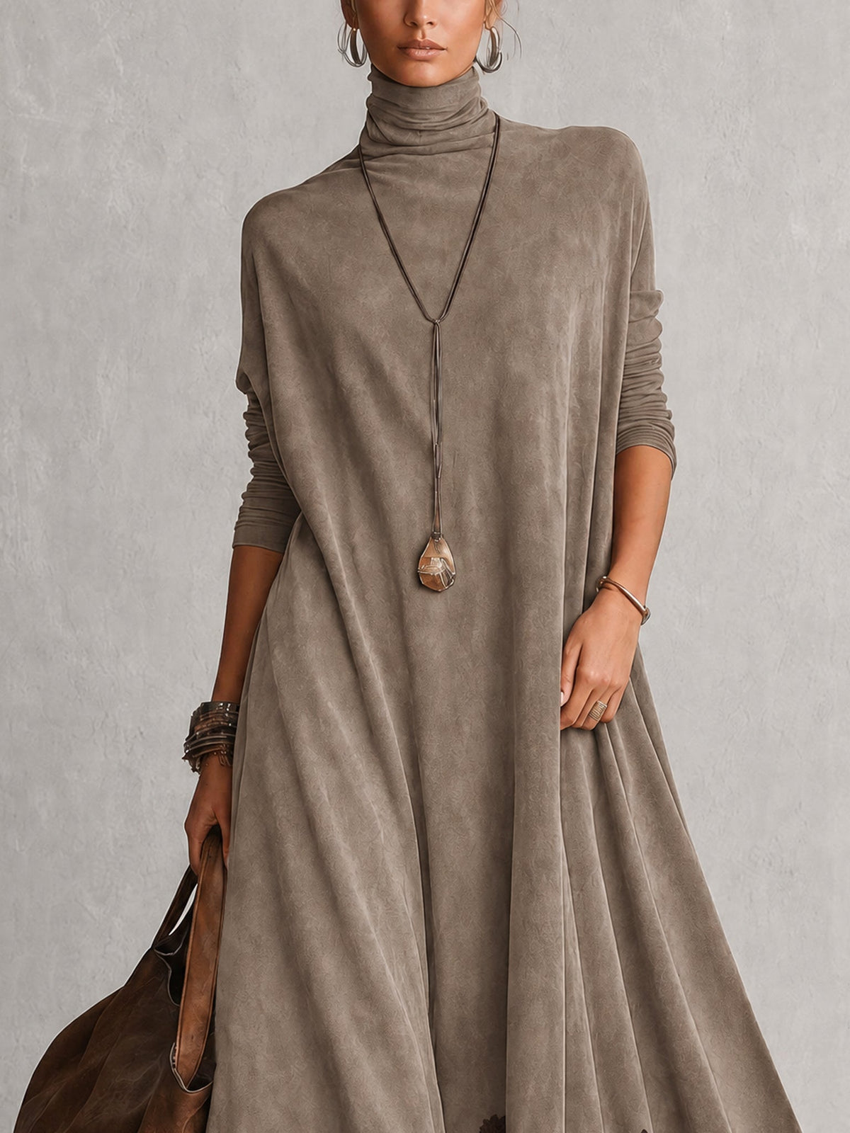 Rosalie | Robe longue effet daim à ourlet en dentelle