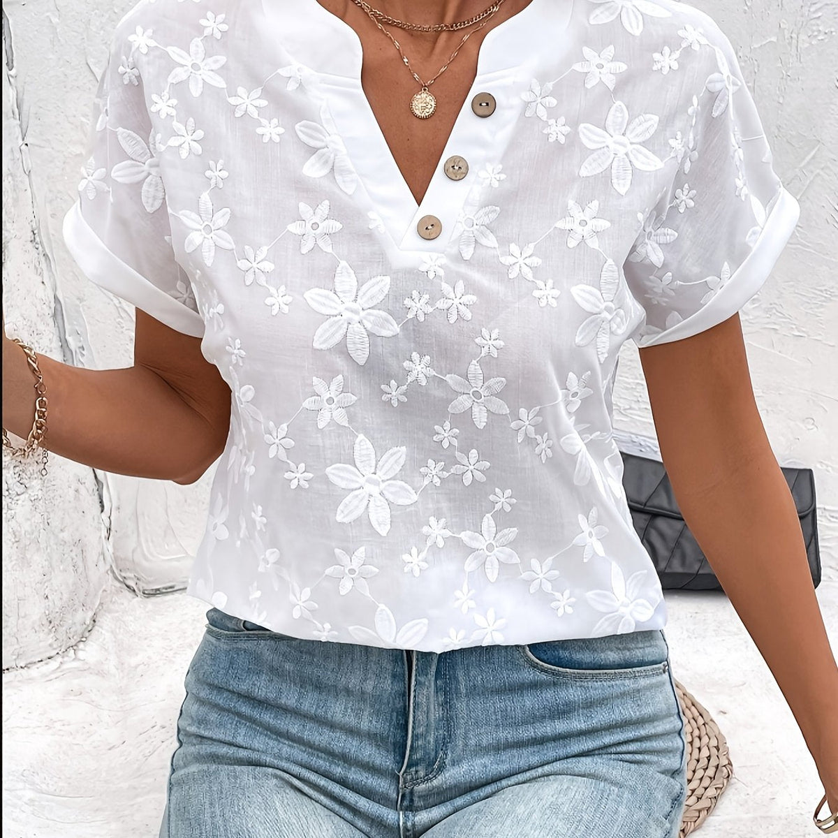 Chloé | Blouse estivale élégante à motif délicat