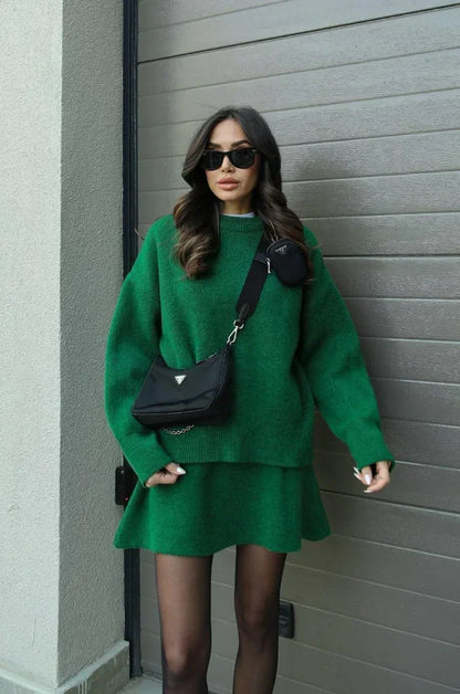 Anaïs, ensemble pull et jupe en maille vert – AvoraVarelle
